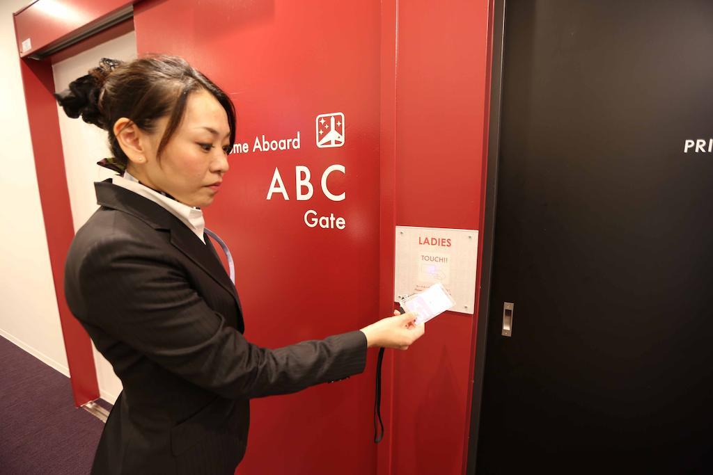 First Cabin Hakata Fukuoka  Phòng bức ảnh