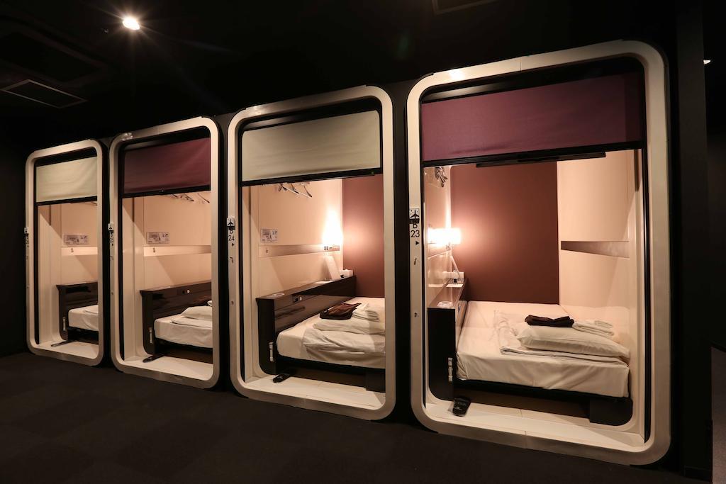 First Cabin Hakata Fukuoka  Phòng bức ảnh