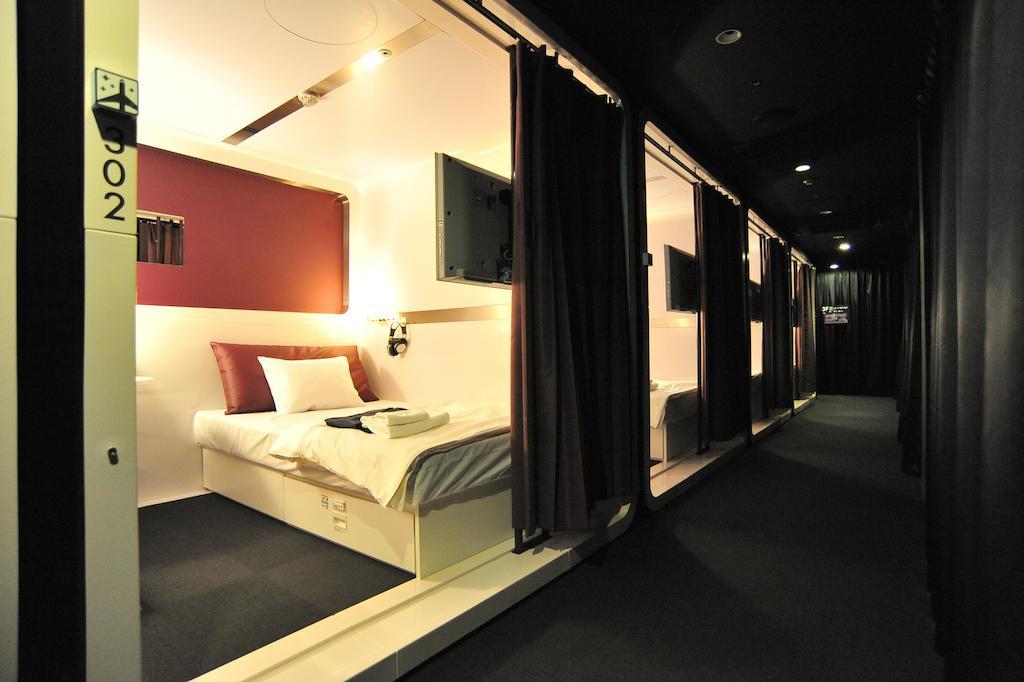First Cabin Hakata Fukuoka  Ngoại thất bức ảnh